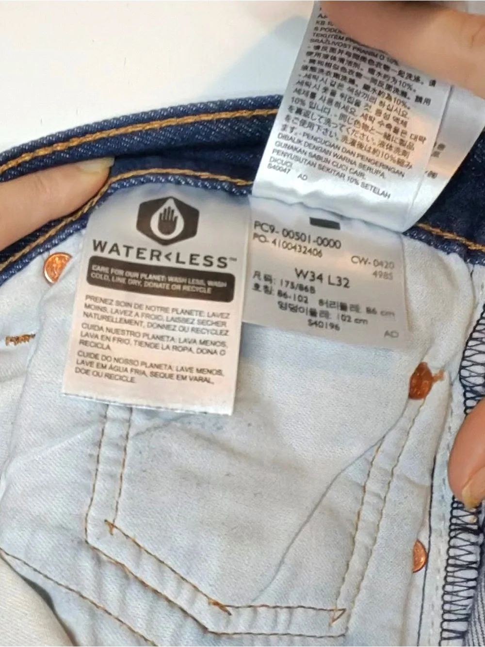 Levi's 501 Original Jeans Mens 34x32 Indigo Blue NEW Shrink-to-Fit Button Fly